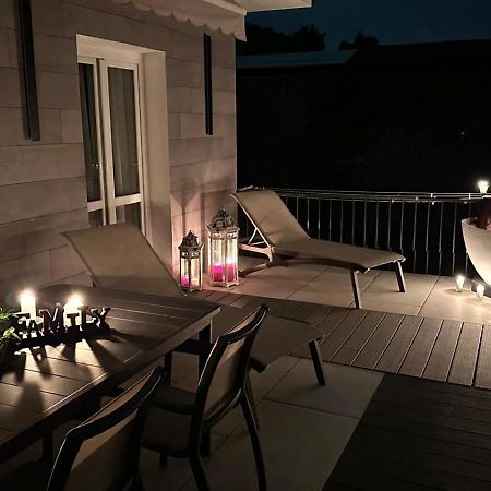 Villa Giulia Rooms & Bike Toscolano Maderno Zewnętrze zdjęcie